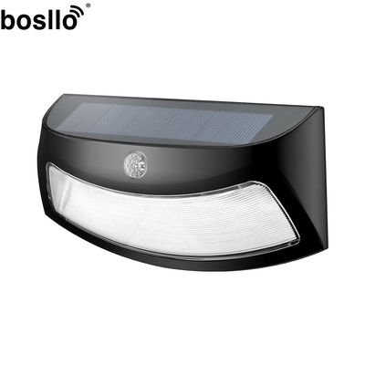 Harga yang bagus IP65 Lampu Dinding Surya Cahaya Panas 3000K Dinding Gunung Lampu Surya on line